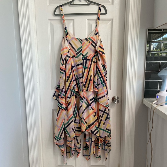 Eloquii Tiered Dress Size 20 Handkerchief Hem Multicolored Lined - Picture 4 of 8